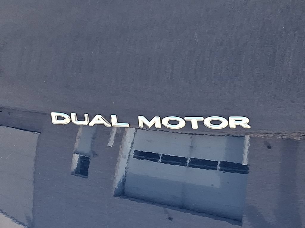 Used 2022 Tesla Model Y Long Range AWD/4WD image 33