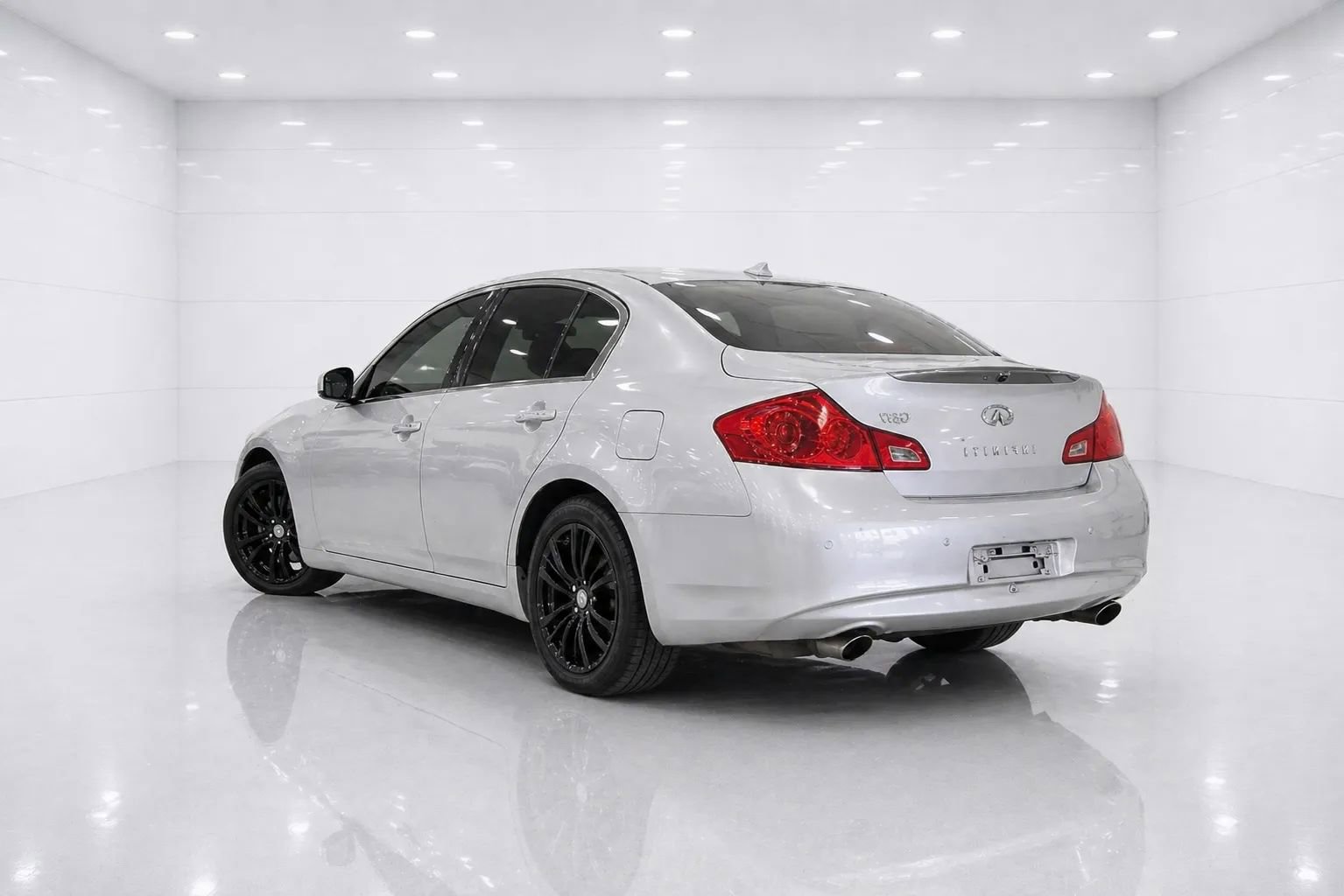 Used 2015 INFINITI Q40 AWD w/ Navigation Package image 3