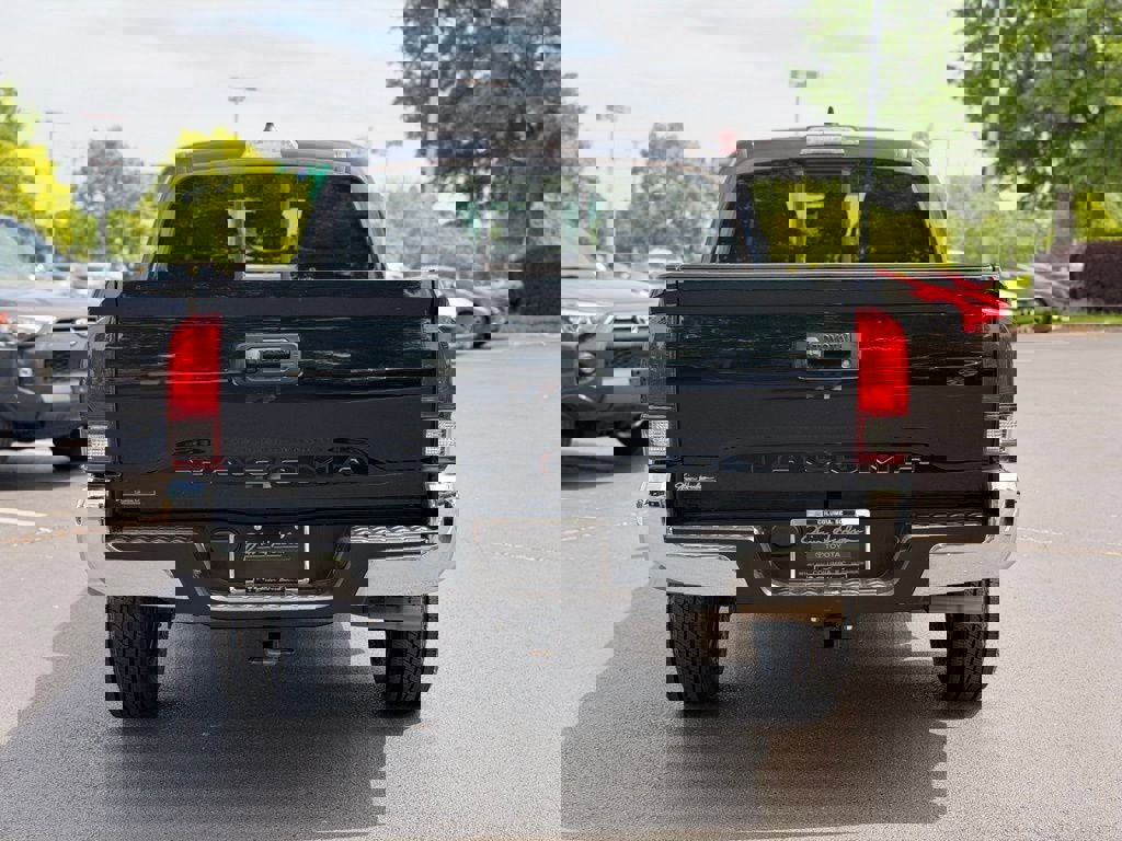 Used 2022 Toyota Tacoma SR5 image 12