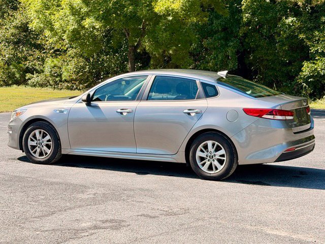 Used 2017 Kia Optima LX FWD image 4