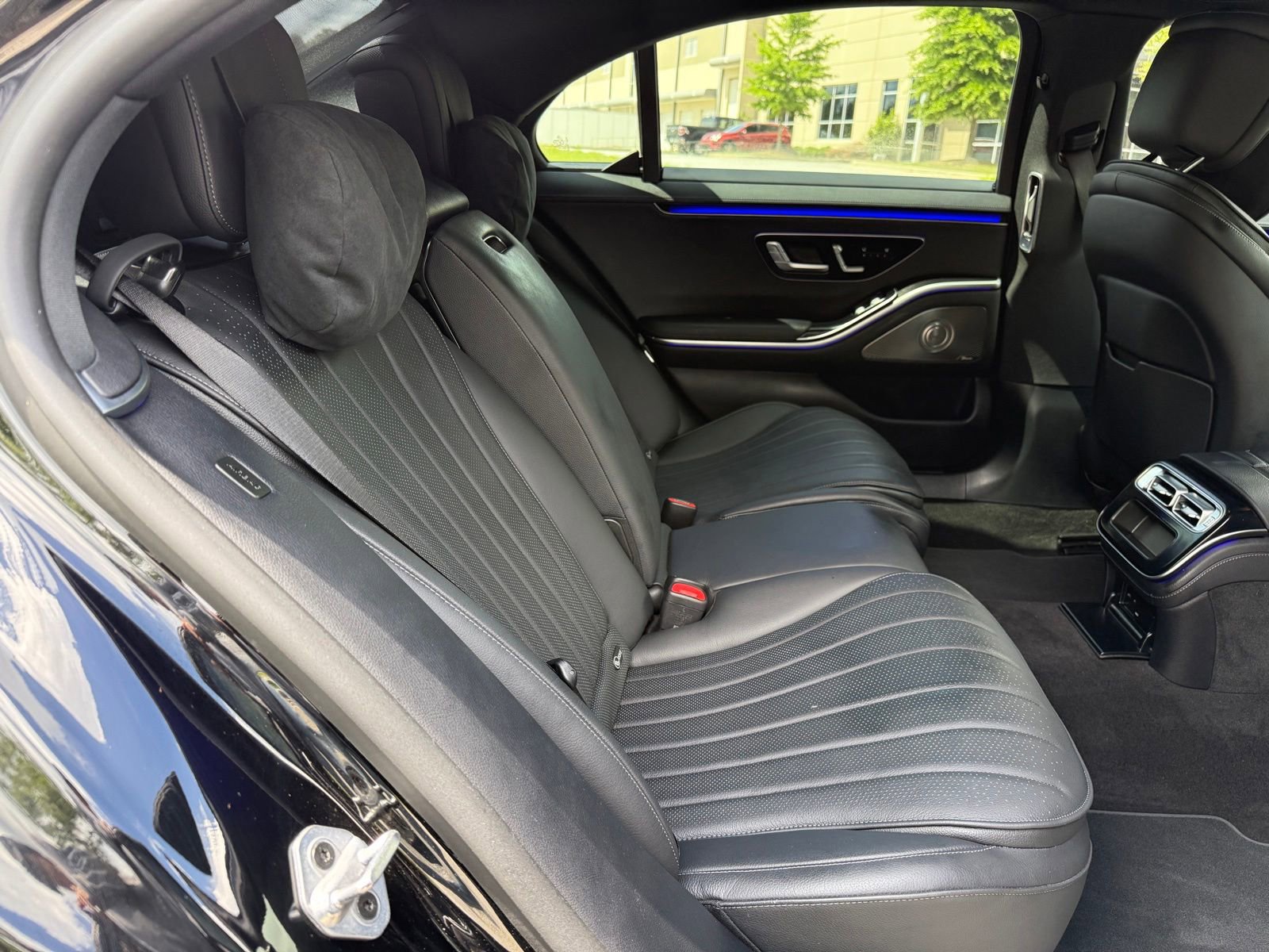 Used 2022 Mercedes-Benz S 580 4MATIC Sedan image 40