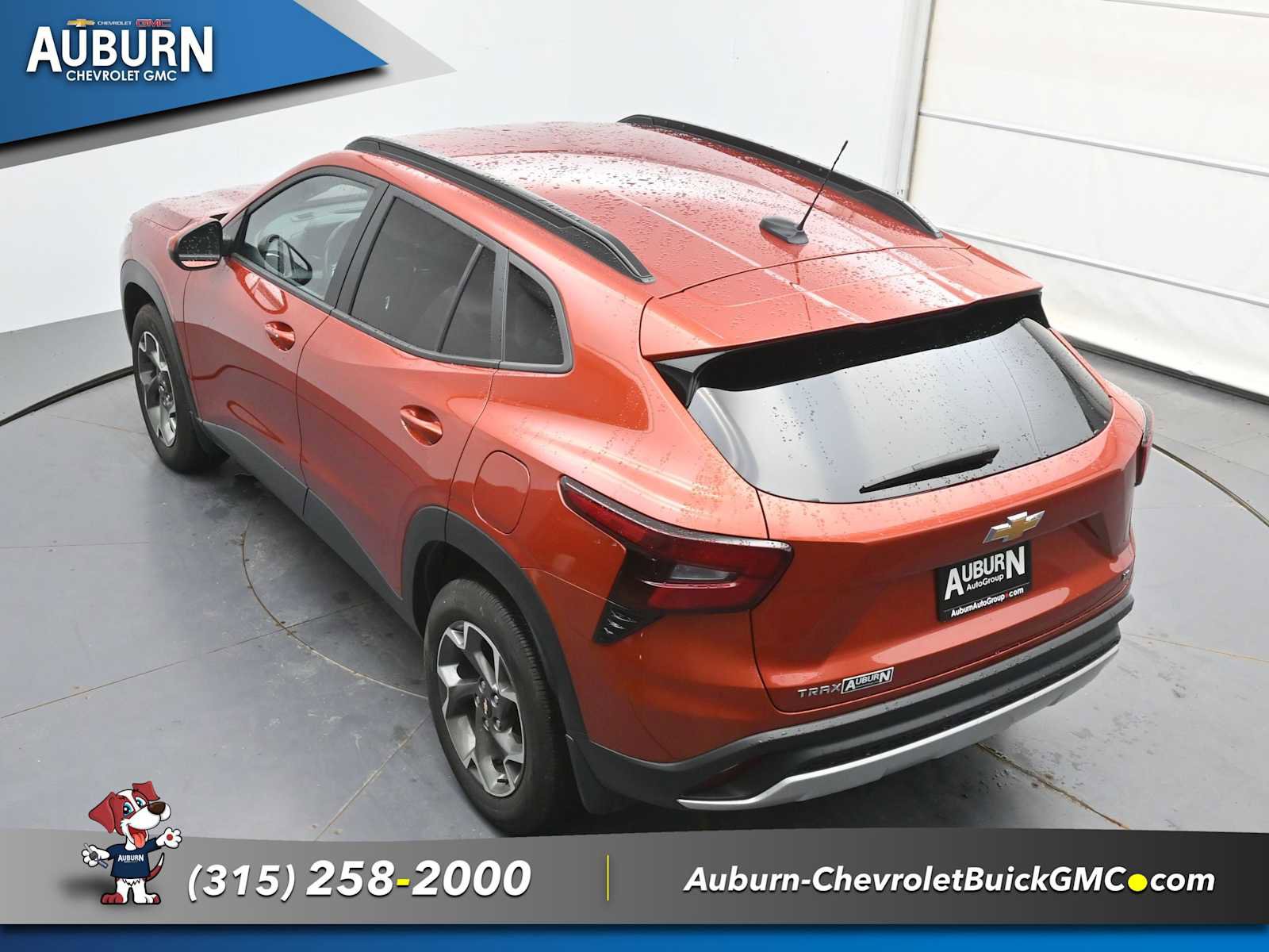 Used 2024 Chevrolet Trax LT w/ Driver Confidence Package FWD image 30