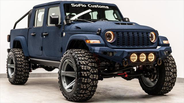 Used 2025 Jeep Gladiator Sport image 6