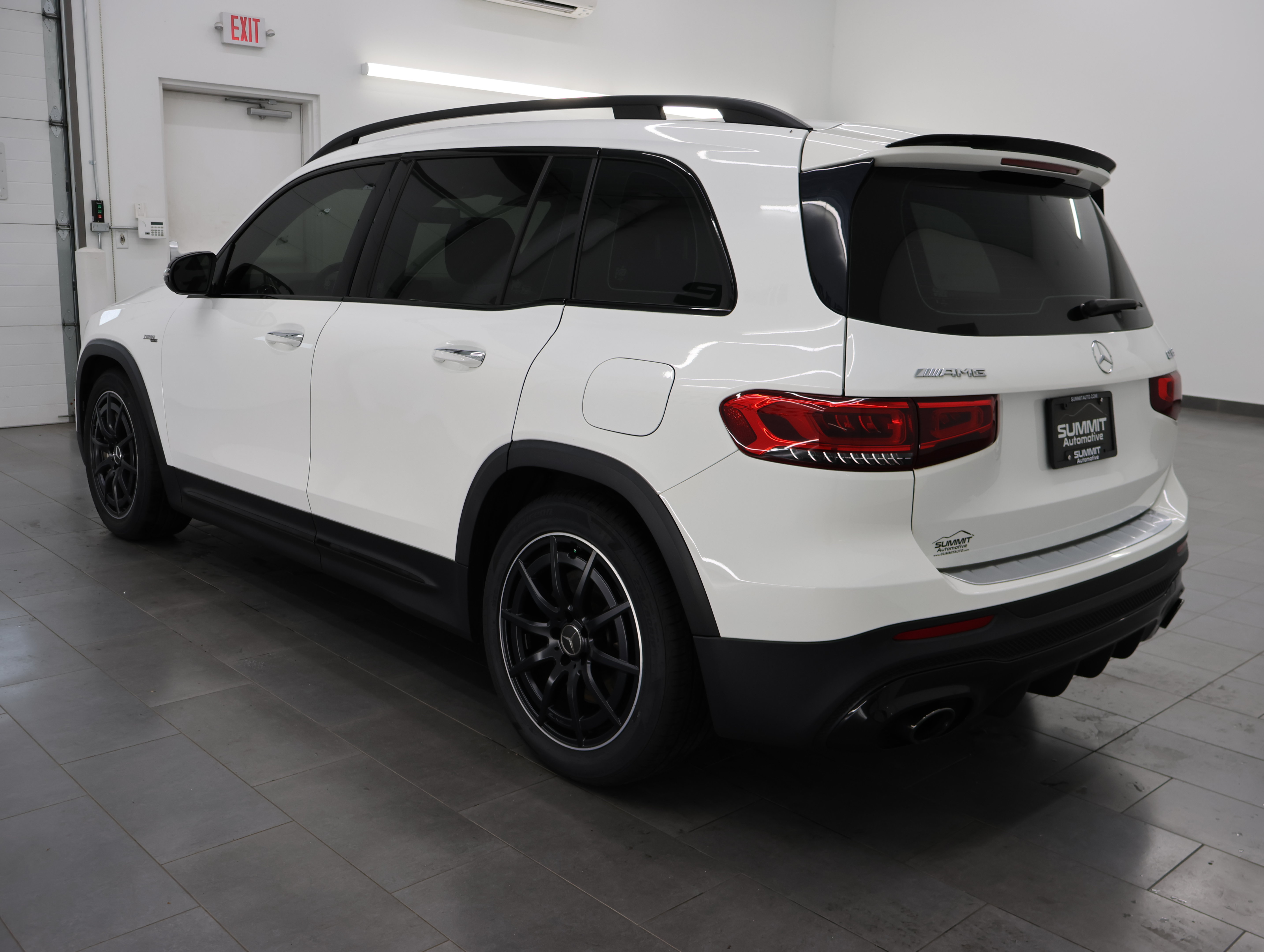 Used 2022 Mercedes-Benz GLB 35 AMG 4MATIC image 6