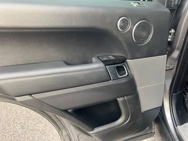 Used 2019 Land Rover Range Rover Sport HSE image 14