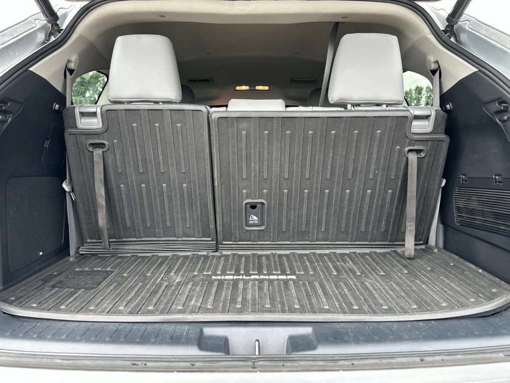 Used 2022 Toyota Highlander Limited AWD/4WD image 36