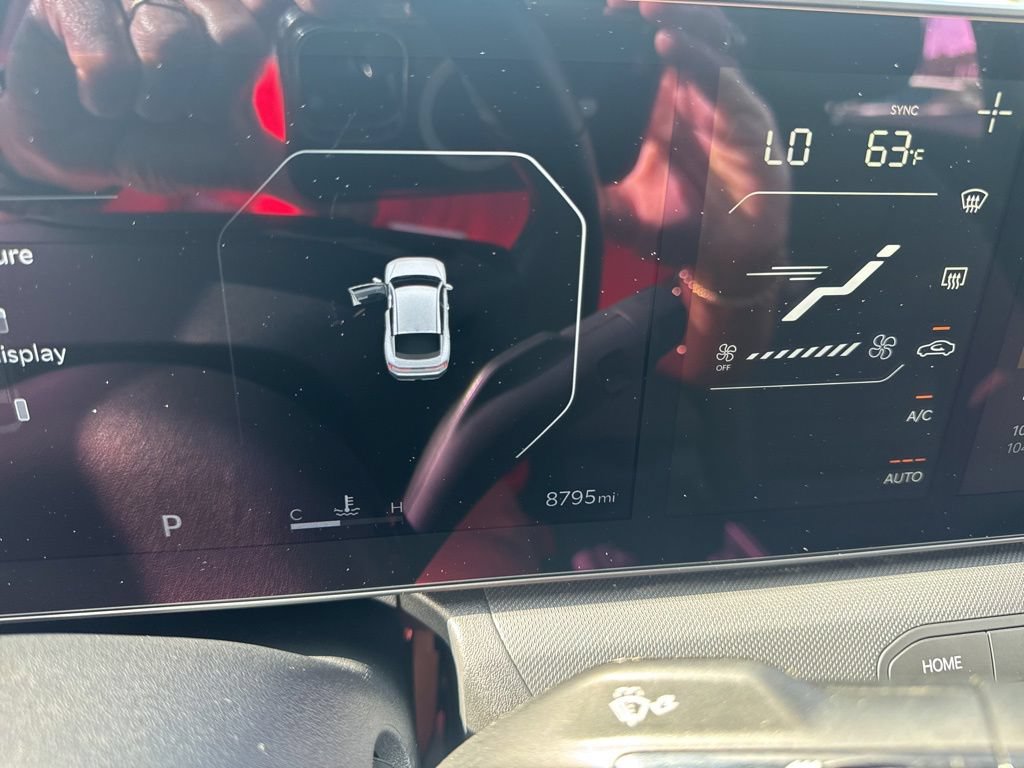Used 2025 Kia K4 EX FWD image 11