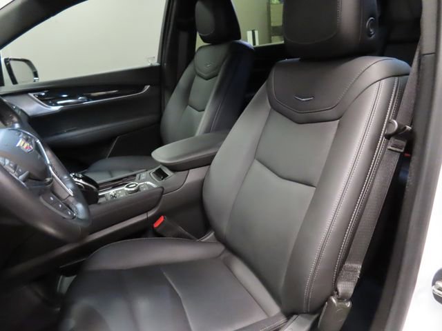 Certified 2024 Cadillac XT5 Premium Luxury FWD image 18