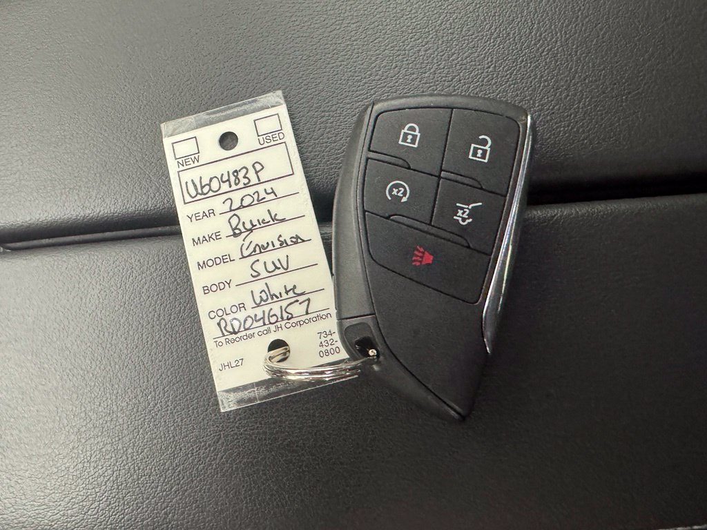 Used 2024 Buick Envision Preferred AWD/4WD image 34