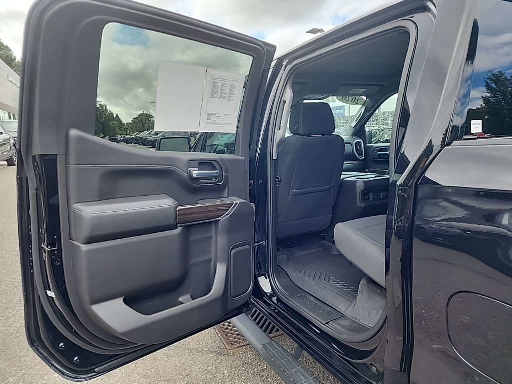 Used 2020 Chevrolet Silverado 1500 LT Trail Boss AWD/4WD image 15