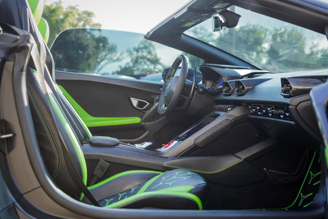 Used 2020 Lamborghini Huracan EVO AWD/4WD image 13