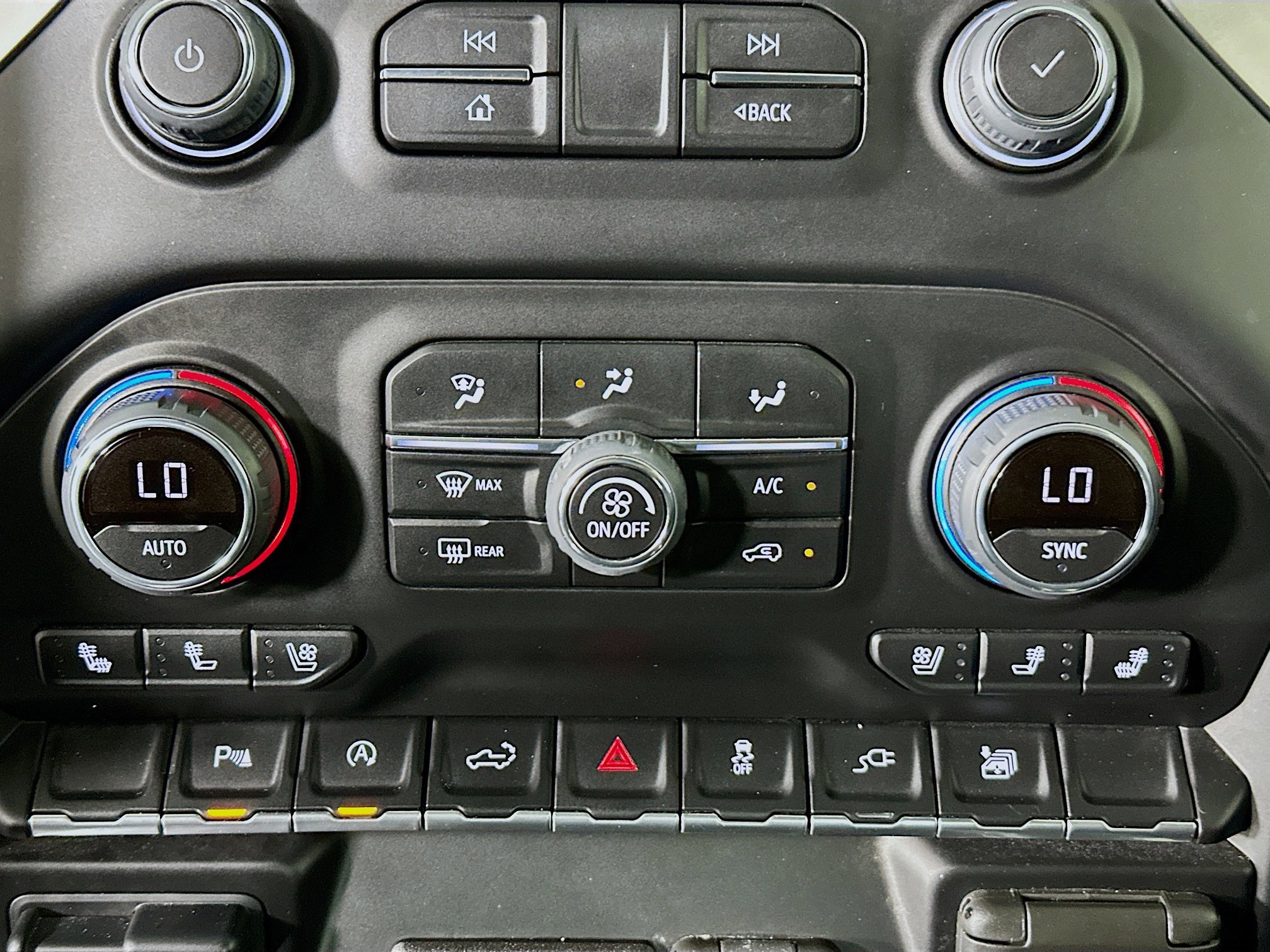 Used 2022 Chevrolet Silverado 1500 LTZ image 23