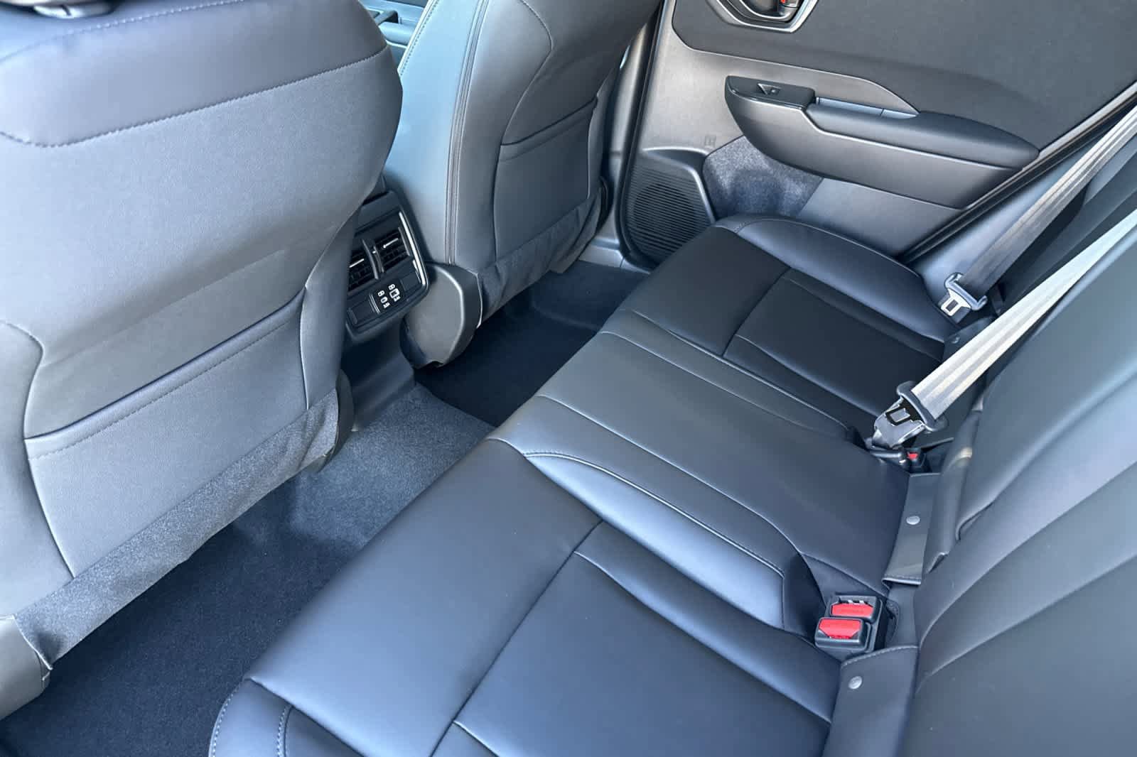 New 2026 Subaru Outback Premium AWD/4WD image 12