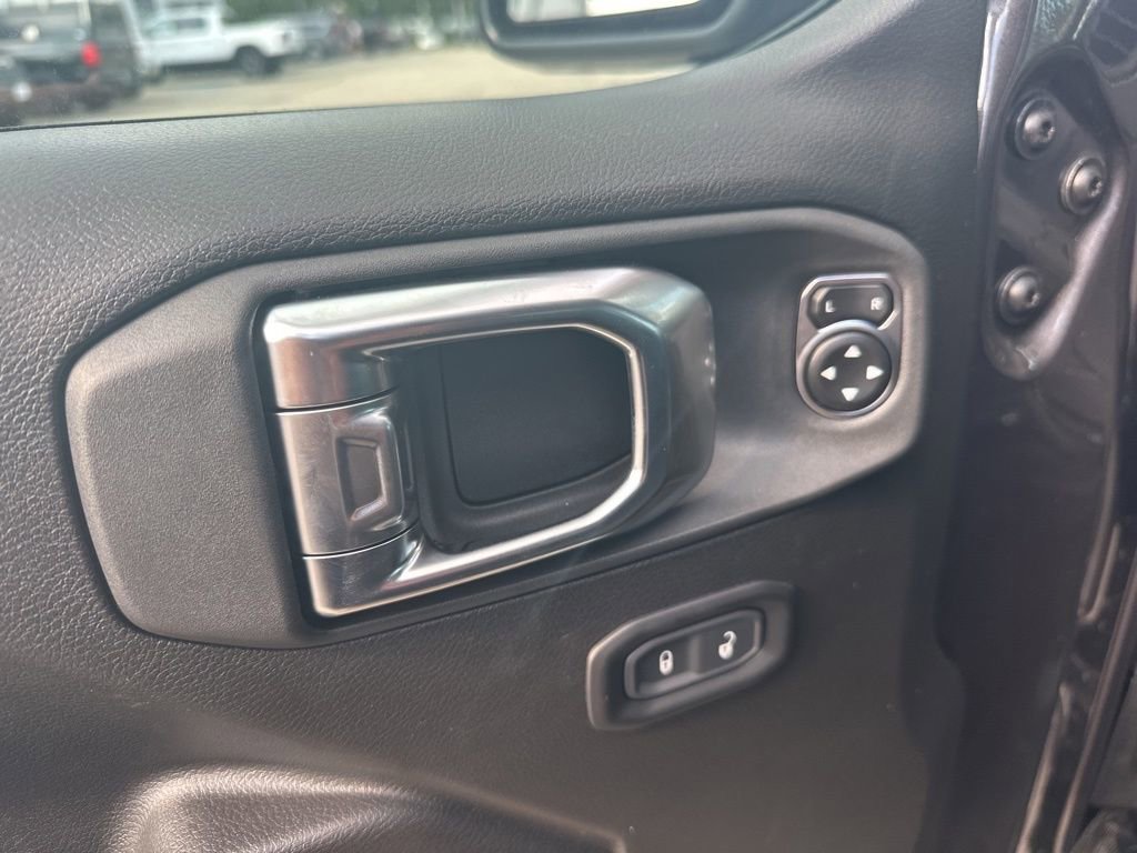 New 2025 Jeep Wrangler Rubicon w/ Steel Bumper Group image 12