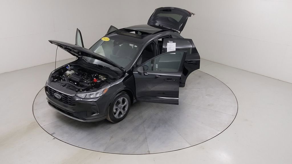 Certified 2023 Ford Escape ST-Line w/ Tech Pack #1 image 55