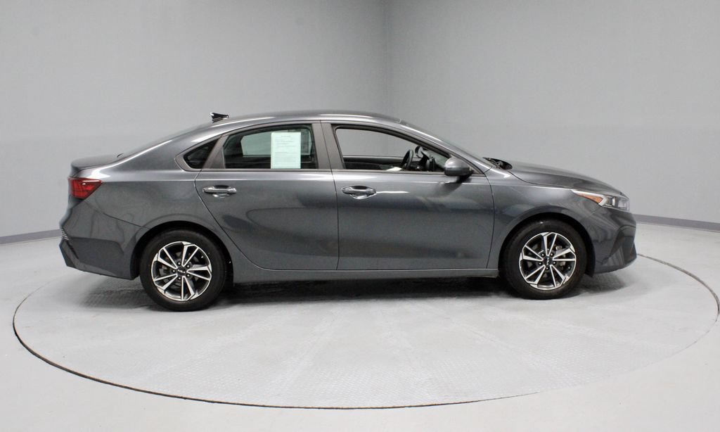 Used 2023 Kia Forte LXS FWD image 11