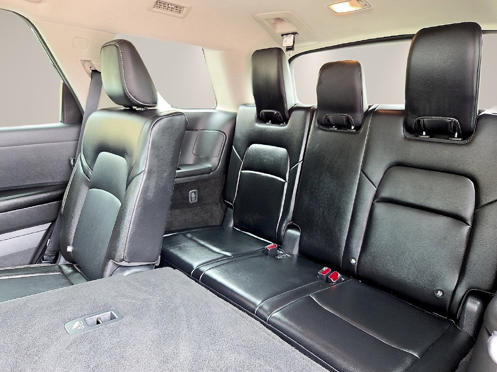 Used 2026 Nissan Pathfinder SL FWD image 11