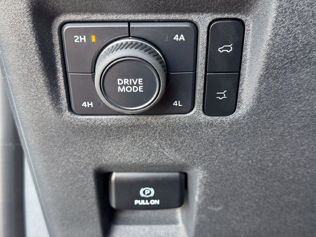 Used 2025 Ford Expedition Max Platinum AWD/4WD image 18