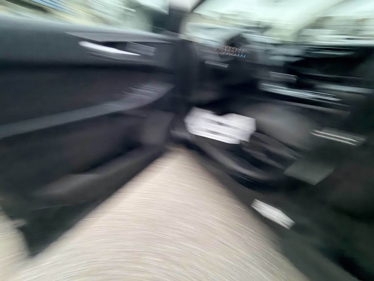 Used 2018 Ford Edge SE image 10