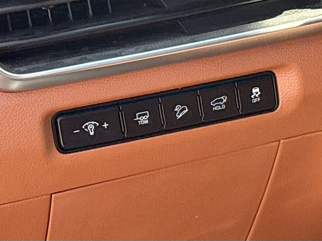 Used 2025 Kia Telluride EX X-Line AWD/4WD image 10
