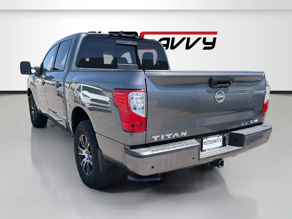 Used 2024 Nissan Titan SV w/ SV Convenience Package AWD/4WD image 5