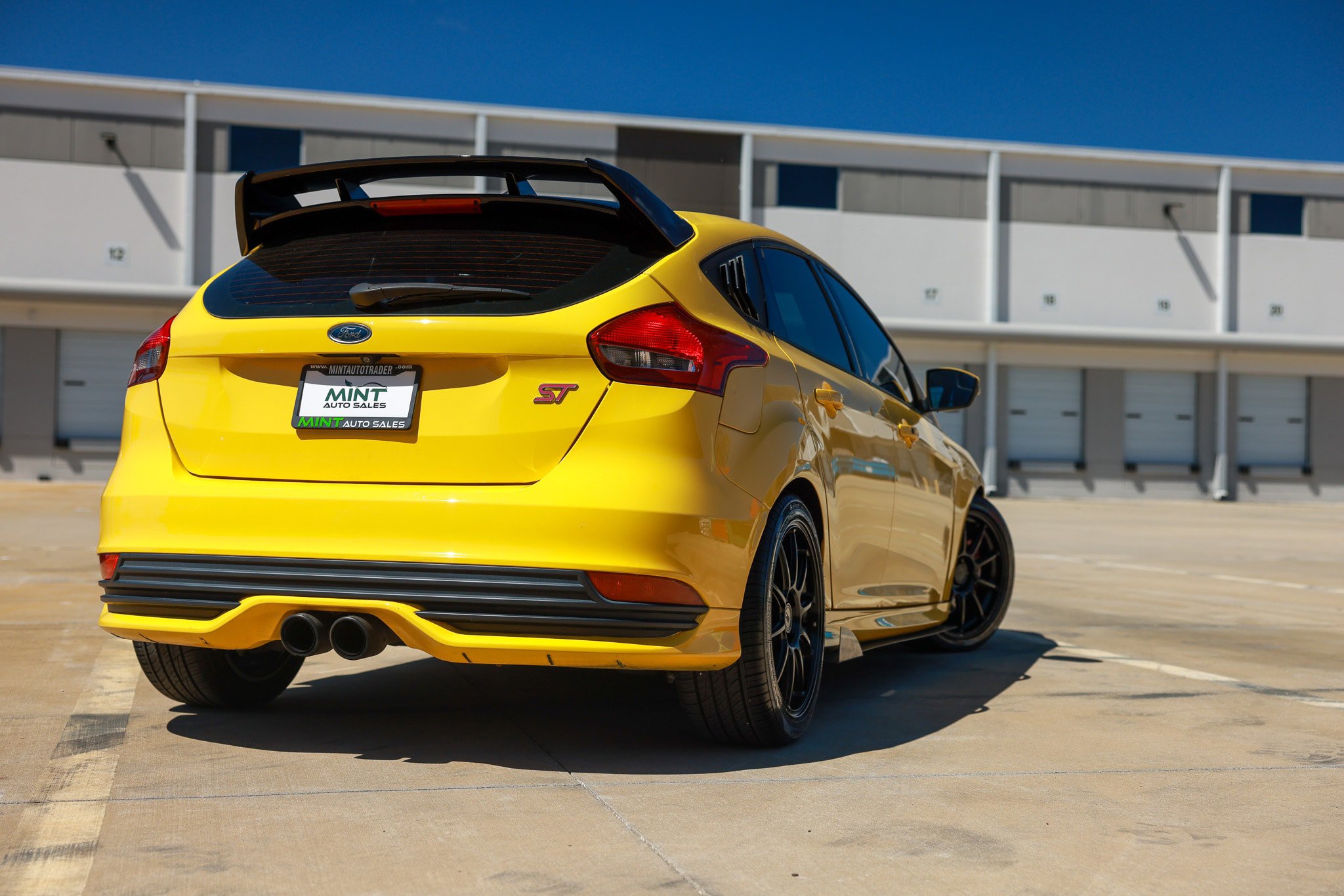 Used 2017 Ford Focus ST w/ Equipment Group 401A image 44