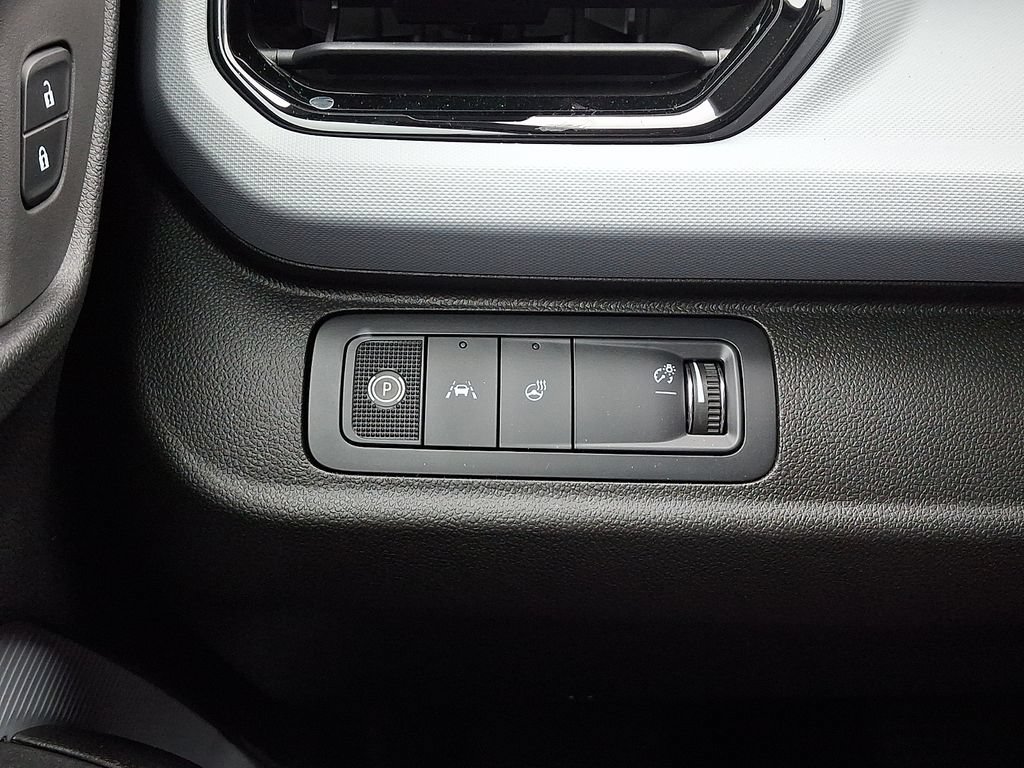 New 2027 Chevrolet Bolt LT w/ Comfort Package FWD image 15