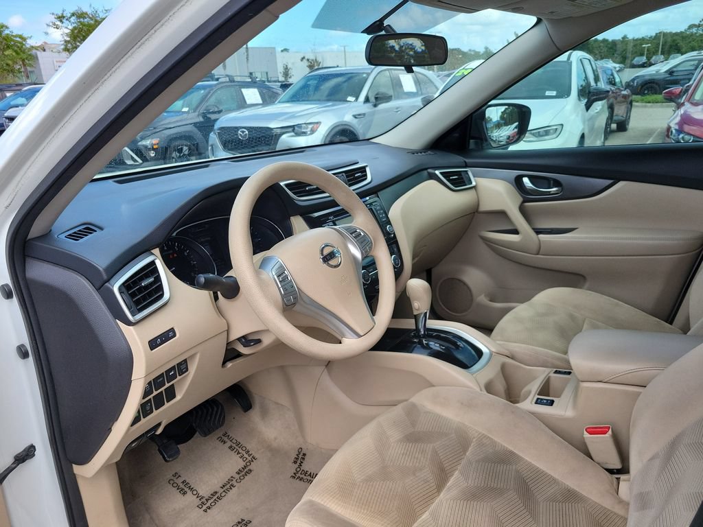 Used 2015 Nissan Rogue SV w/ SV Premium Package FWD image 18