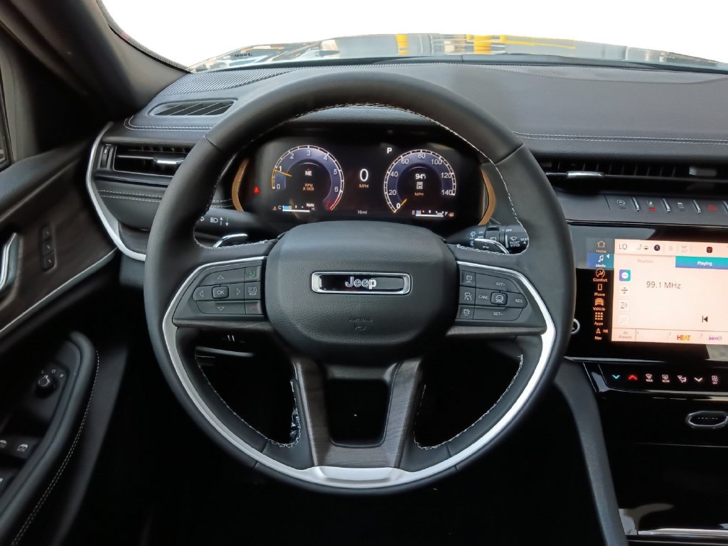 New 2027 Jeep Grand Cherokee L Limited AWD/4WD image 21