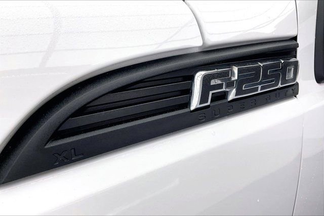 Used 2015 Ford F250 XL w/ XL Value Package image 7