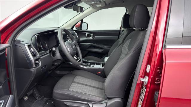 Used 2022 Kia Sorento LX FWD image 14