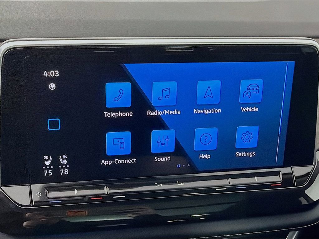 Used 2025 Volkswagen Atlas SEL image 16