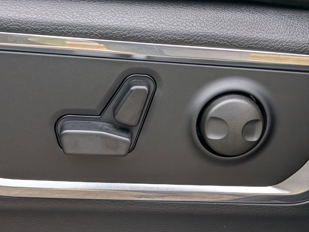 New 2026 RAM 1500 Laramie w/ Night Edition image 19