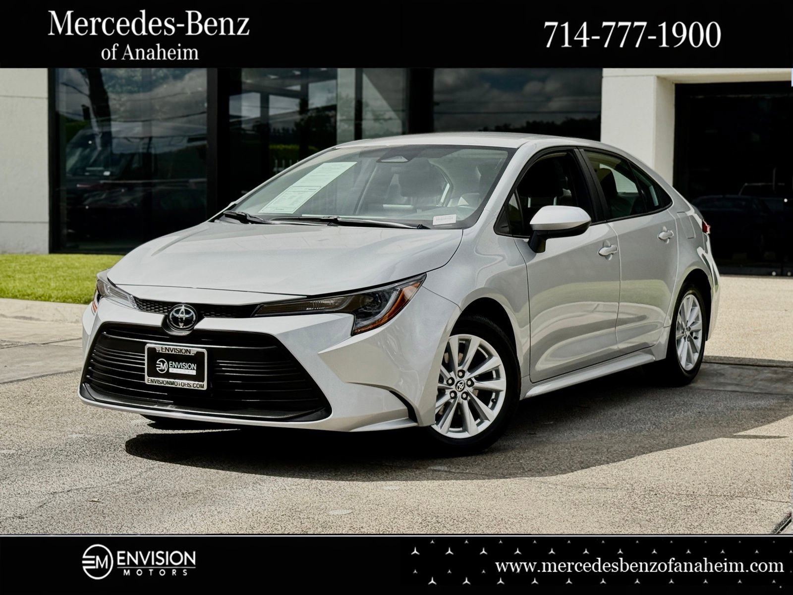 Used 2026 Toyota Corolla LE w/ LE Premium Package FWD image 1