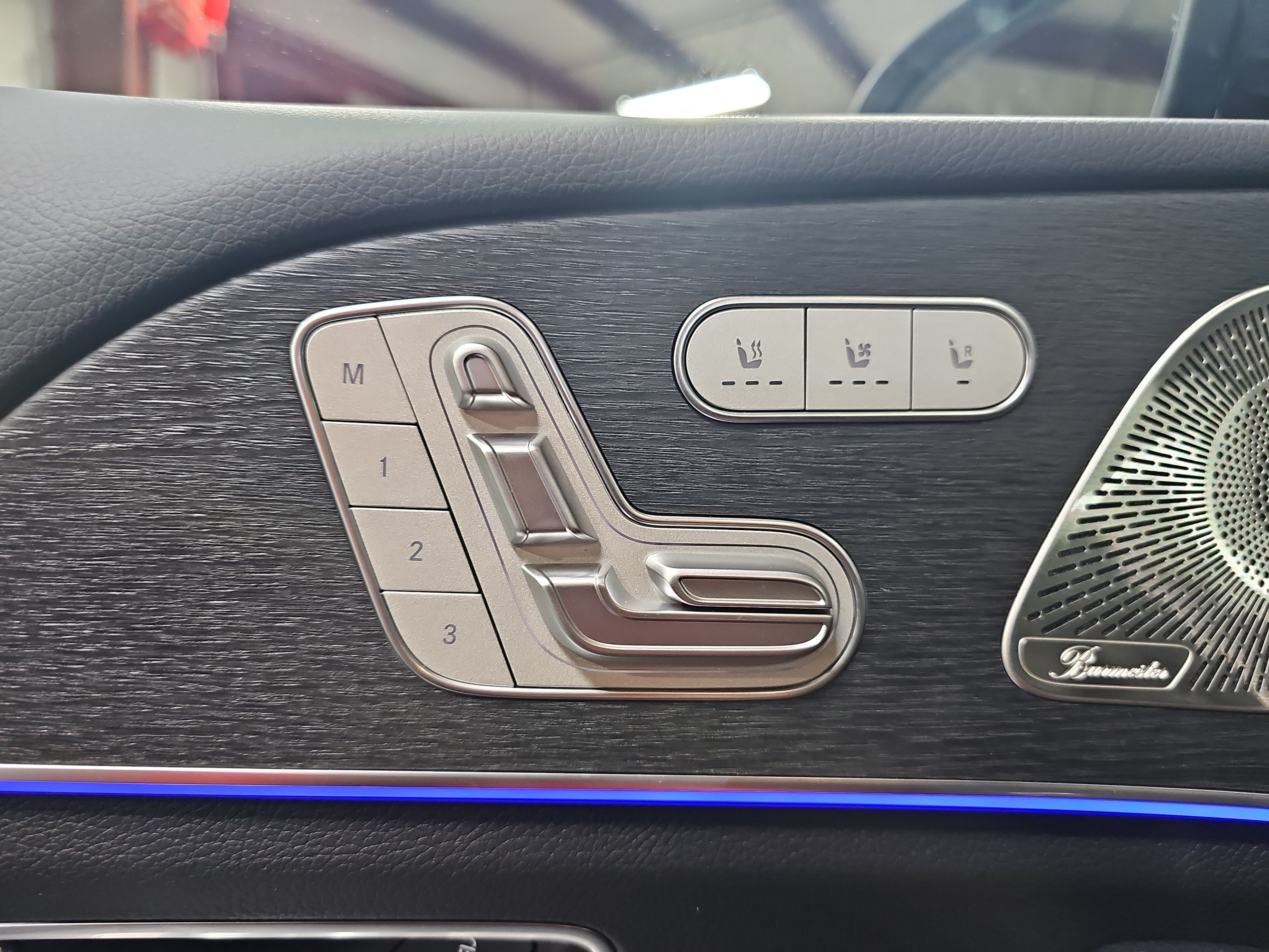 New 2026 Mercedes-Benz GLS 450 4MATIC image 31