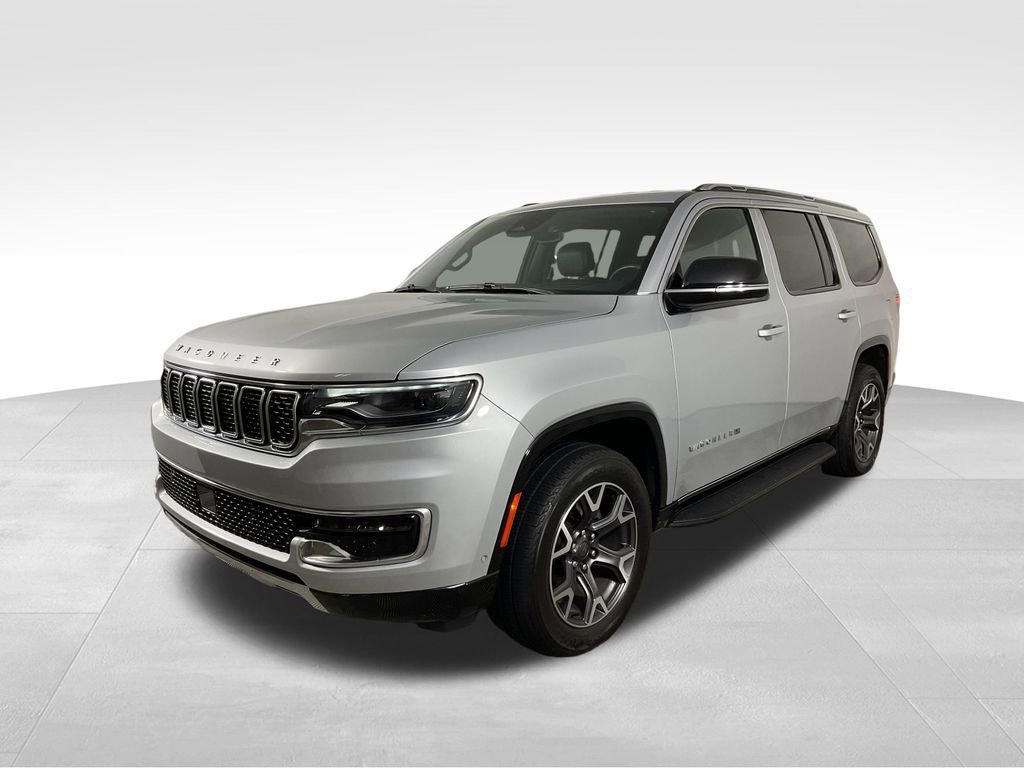 Used 2024 Jeep Wagoneer Series III w/ Flexible Seating Group image 4
