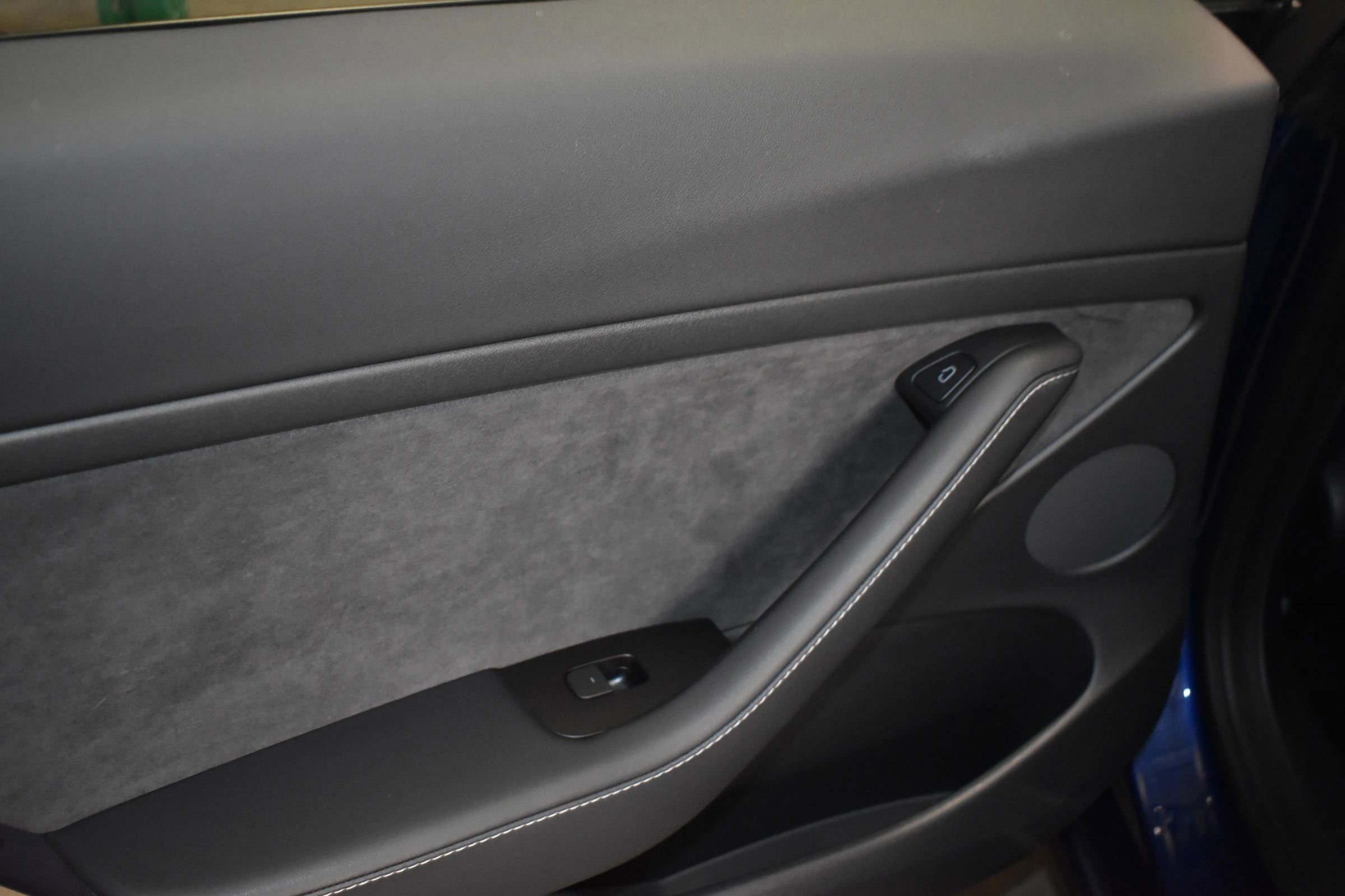 Used 2023 Tesla Model 3 Standard Range image 12