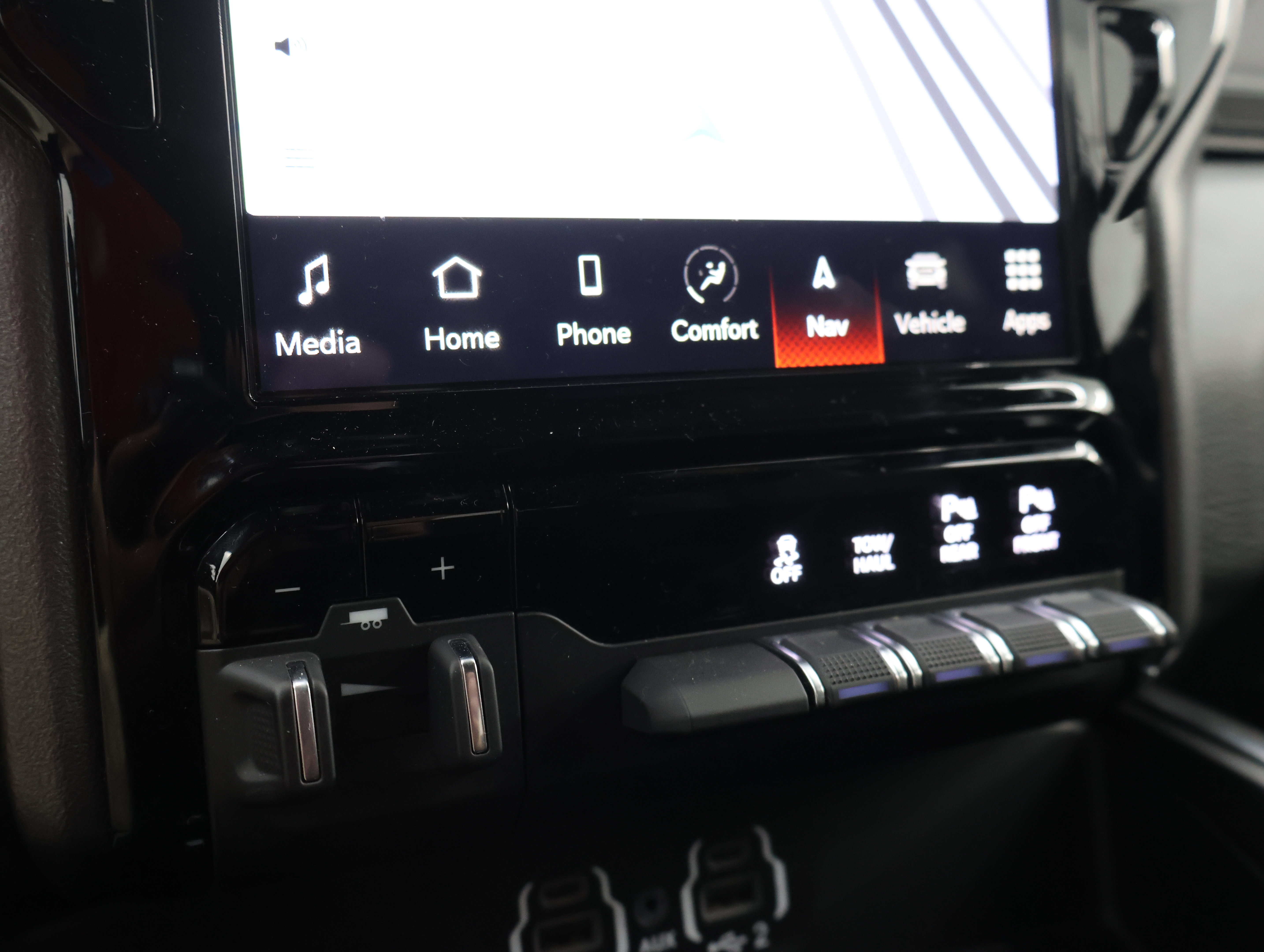 Used 2024 RAM 2500 Big Horn w/ Night Edition AWD/4WD image 47