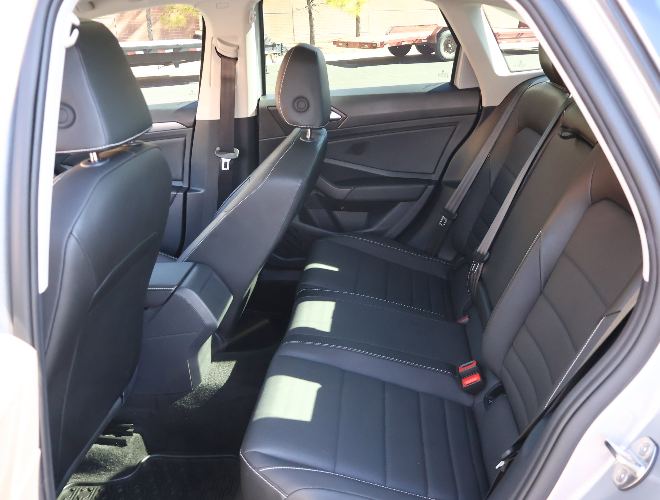 Used 2024 Volkswagen Jetta SE image 22