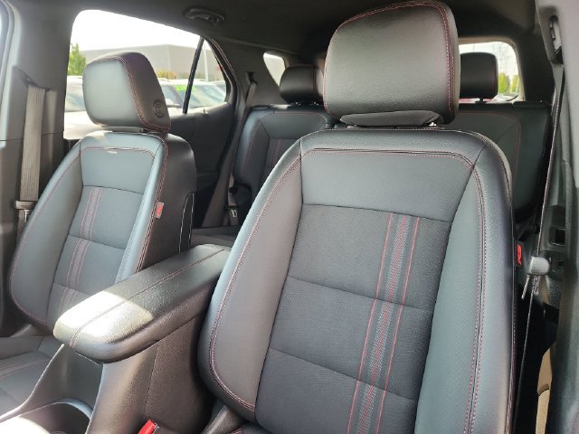 Used 2023 Chevrolet Equinox RS FWD image 22