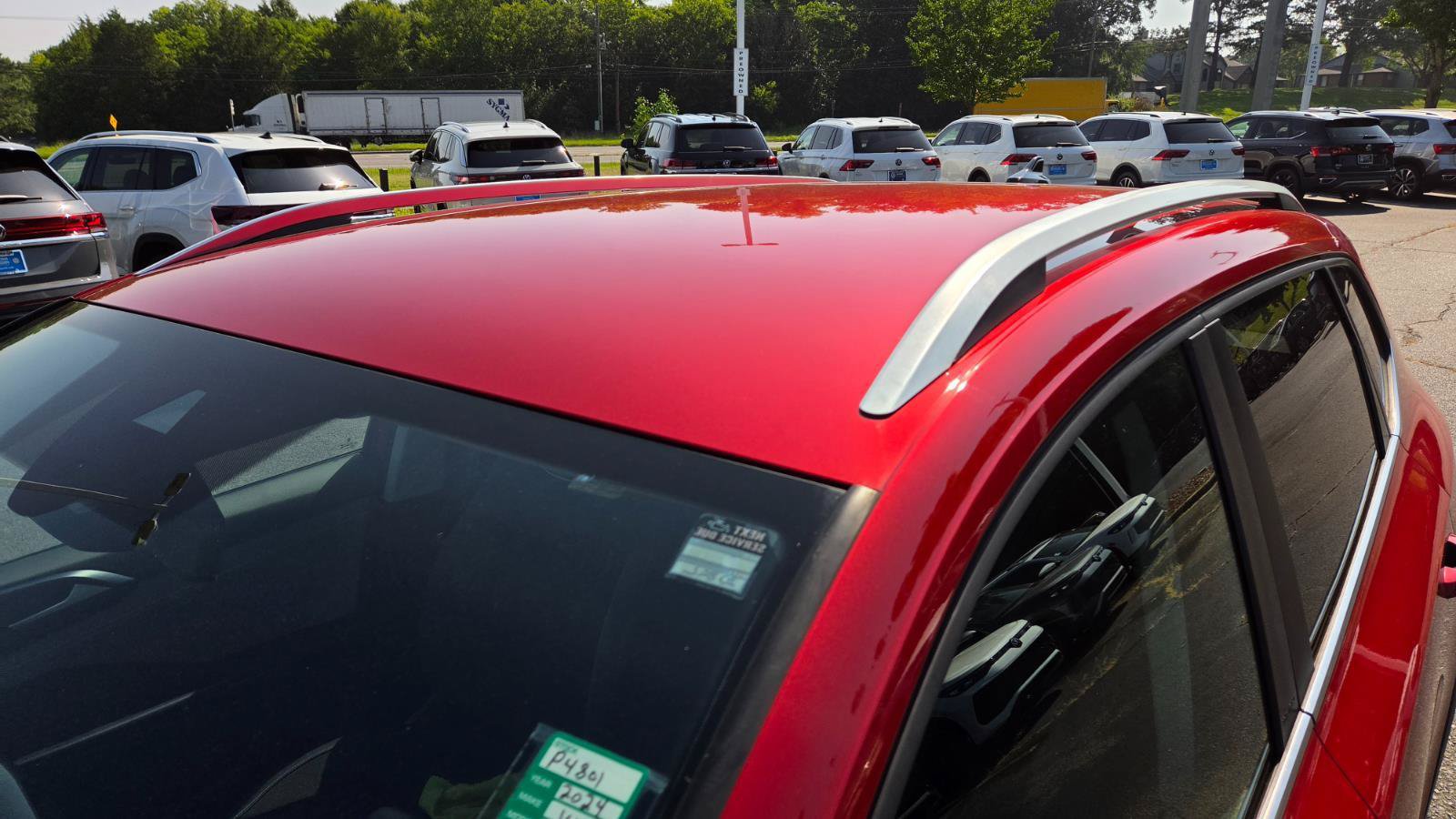 Certified 2024 Volkswagen Taos SE AWD/4WD image 9