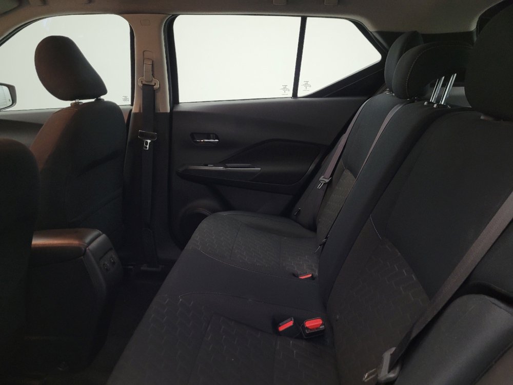Used 2024 Nissan Kicks SV FWD image 18