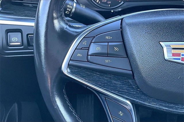 Used 2022 Cadillac XT5 Premium Luxury image 13
