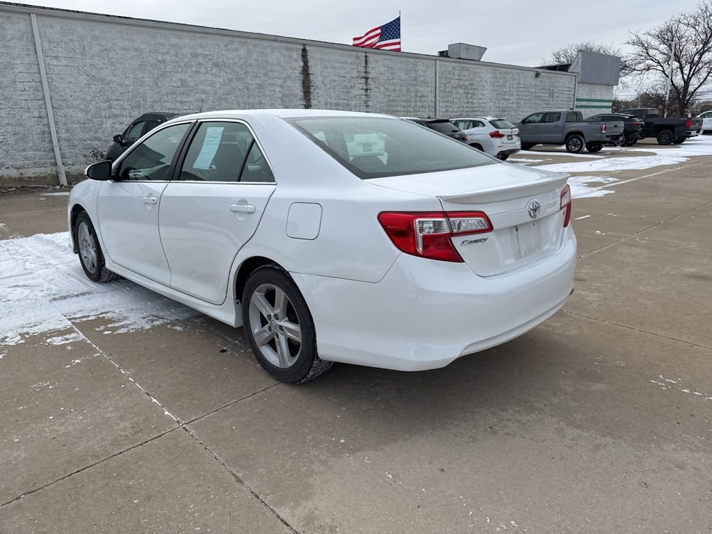 Used 2013 Toyota Camry SE image 8