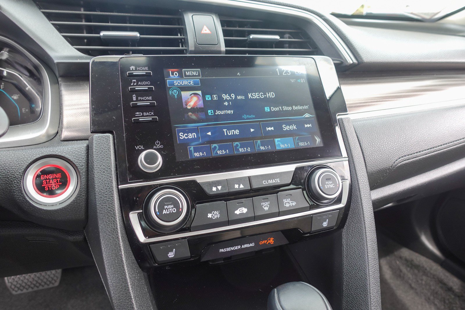 Used 2020 Honda Civic EX image 15