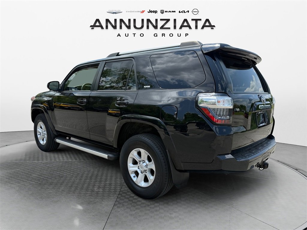 Used 2019 Toyota 4Runner SR5 image 3