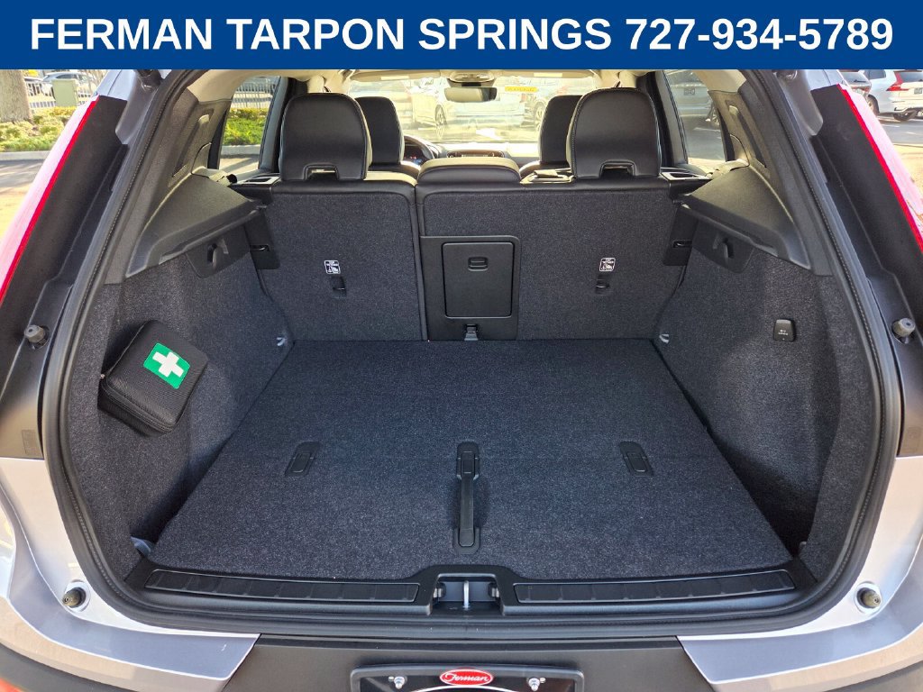 Certified 2026 Volvo XC40 B5 Plus w/ Protection Package Premier AWD/4WD image 16