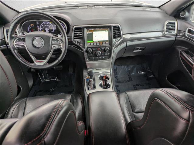 Used 2018 Jeep Grand Cherokee Trailhawk w/ Trailhawk Luxury Group AWD/4WD image 19