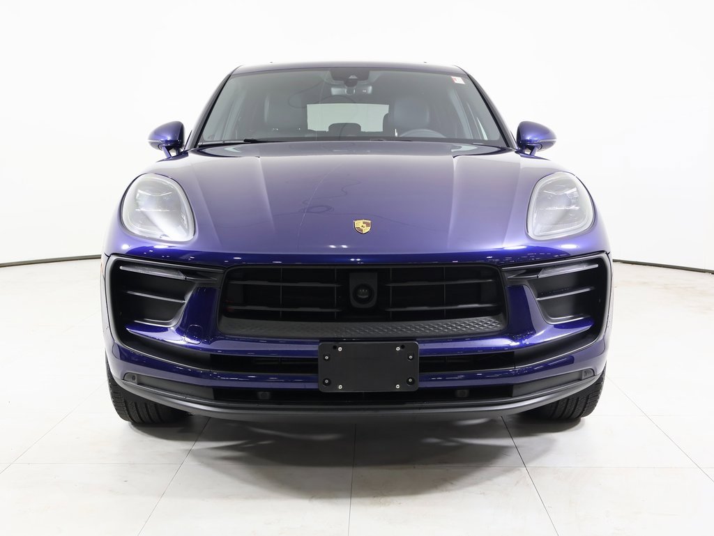 Used 2025 Porsche Macan image 24