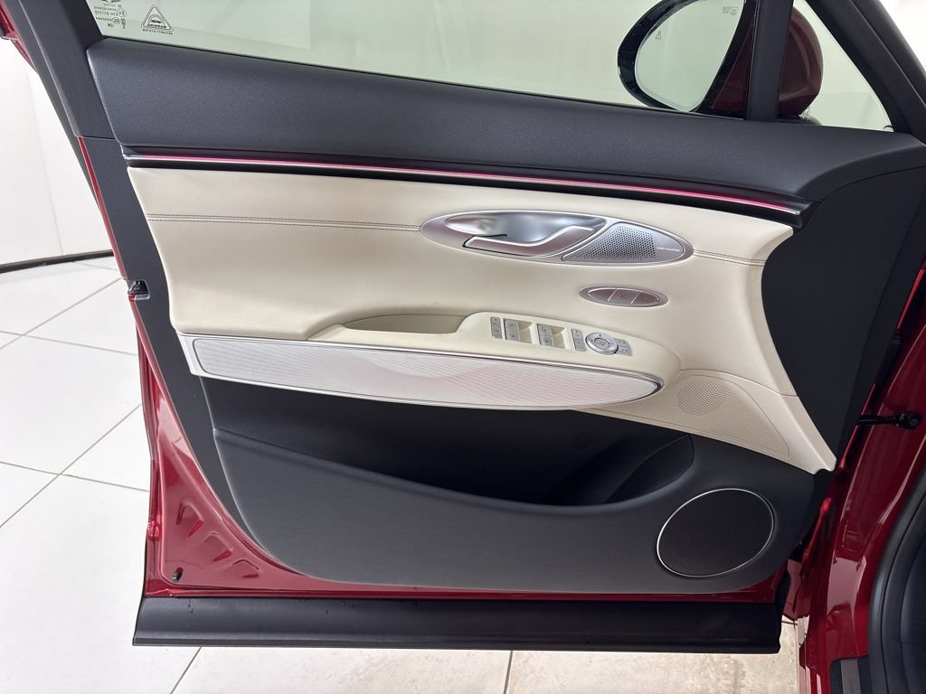 New 2026 Genesis GV70 2.5T Advanced AWD/4WD image 19